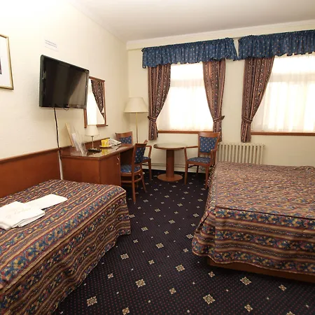 Arbes Otel 3*