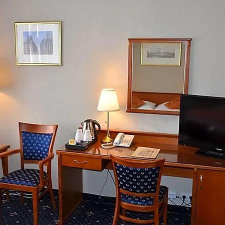 Arbes Hotel