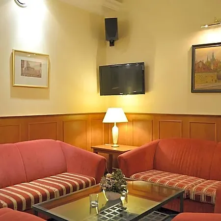 Hotel Arbes 3*