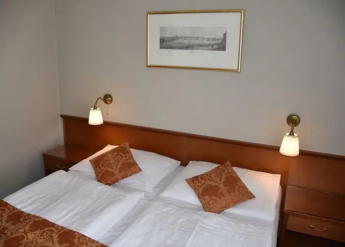 Szálloda Arbes 3*