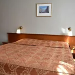 Arbes Hotel 3*